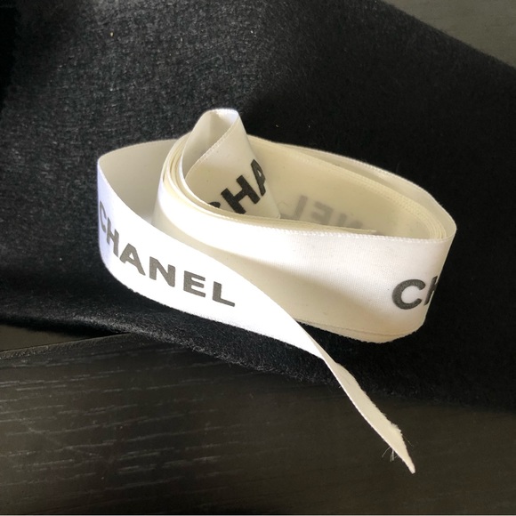 Chanel Camellia Zippy Zip Around Wallet - Picture 15 of 15